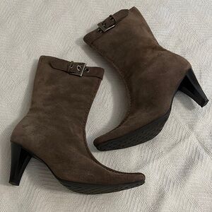 Mossimo Suede Boots